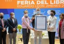 Cultura y Fundación Eduardo León Jimenes entregan Premio Feria del Libro 2021 a Tulio Matos Rodríguez