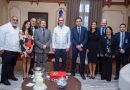 Presidente Abinader recibe comitiva de CEDIMAT y trasplantólogos argentinos en Palacio