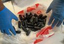Ocupan 77 bolsitas de cocaína y arrestan extranjero en centro de salud con dolores estomacales