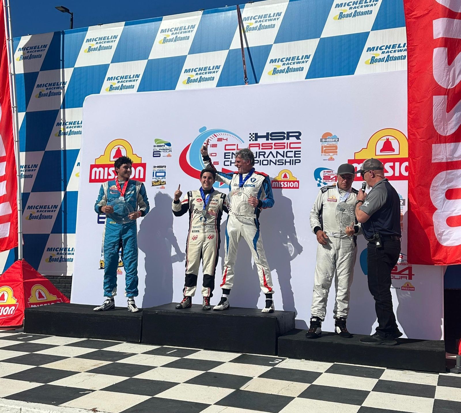 Jimmy Llibre gana las Clásicas 10 Horas de Atlanta en la legendaria pista de Road Atlanta