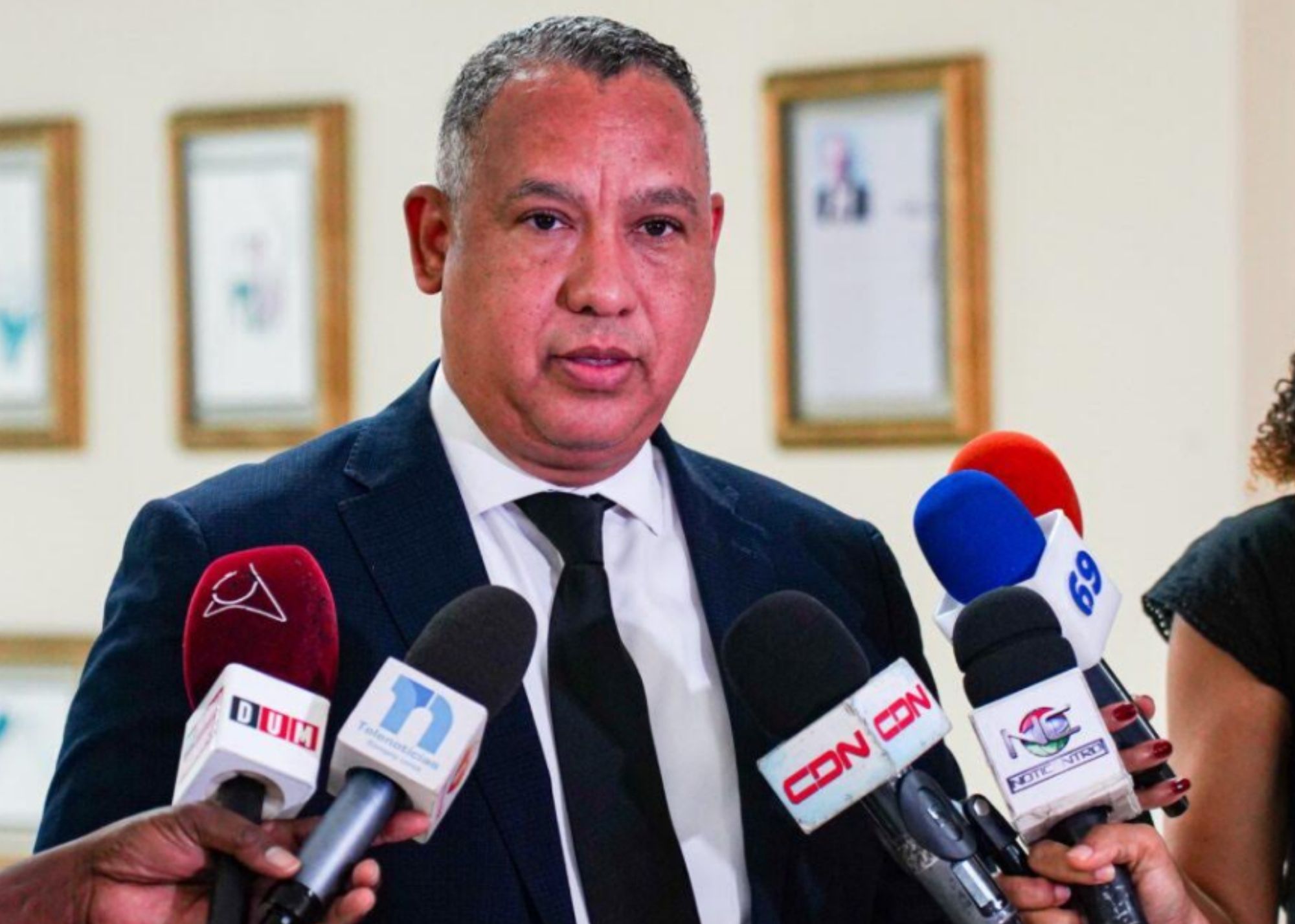 Alexis Jiménez valora como positiva la visita de José Ignacio Paliza a Santo Domingo y destaca el fortalecimiento del PRM con el programa “Verifícate” Alexis Jiménez valora como positiva la visita de José Ignacio Paliza a Santo Domingo y destaca el fortalecimiento del PRM con el programa “Verifícate”