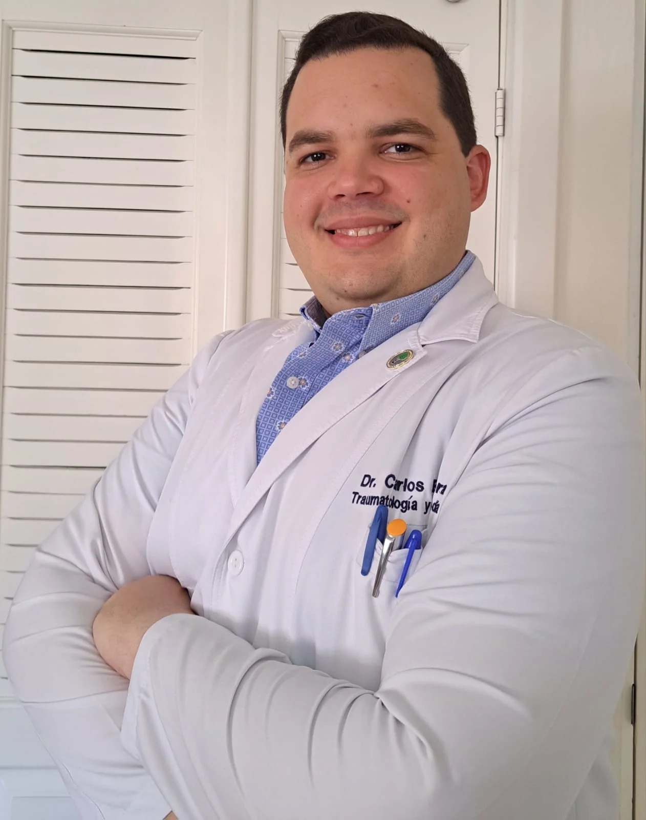 Me torcí el tobillo y ahora ¿Qué hago? Por: Dr. Carlos Ramón Barrera Pantaleón, Ortopeda-Traumatólogo Me torcí el tobillo y ahora ¿Qué hago? Por: Dr. Carlos Ramón Barrera Pantaleón, Ortopeda-Traumatólogo