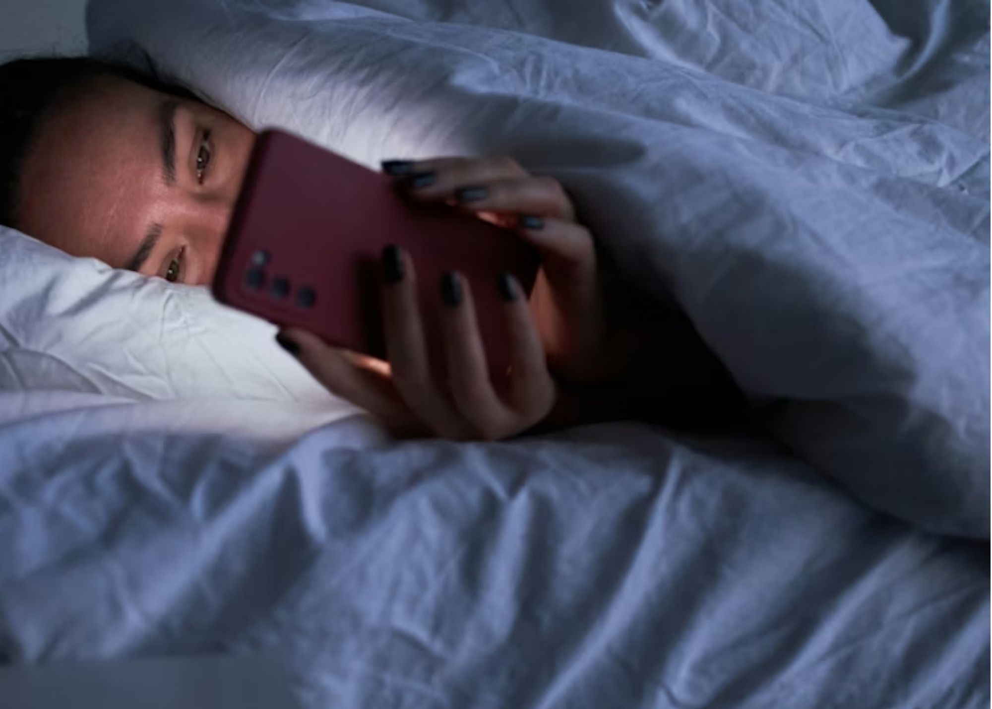 ¿Haces “doomscrolling”? Así puede estar afectando tu salud mental