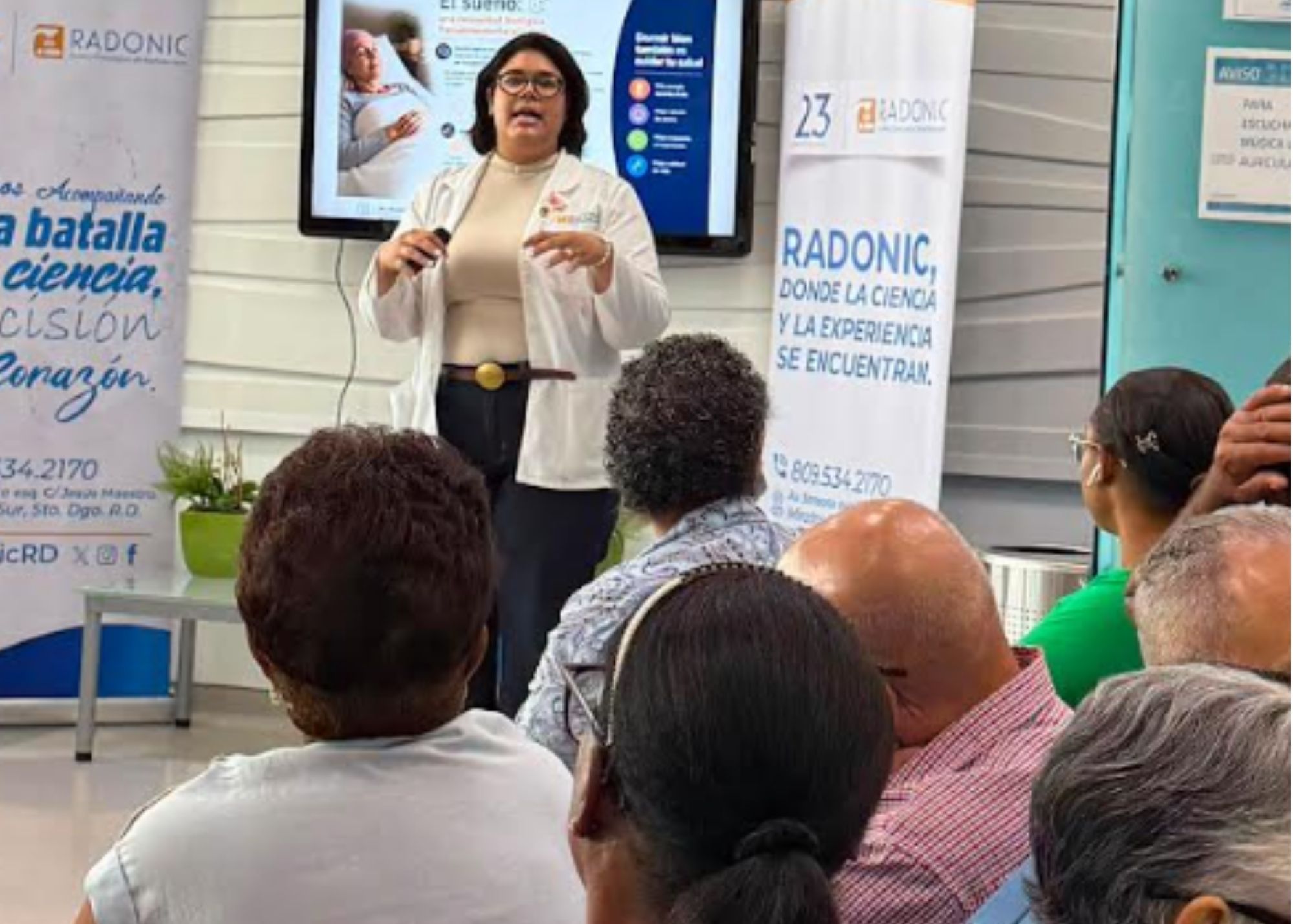 Pacientes de OncoPlaza participan en charla sobre calidad de vida durante el tratamiento del cáncer Pacientes de OncoPlaza participan en charla sobre calidad de vida durante el tratamiento del cáncer