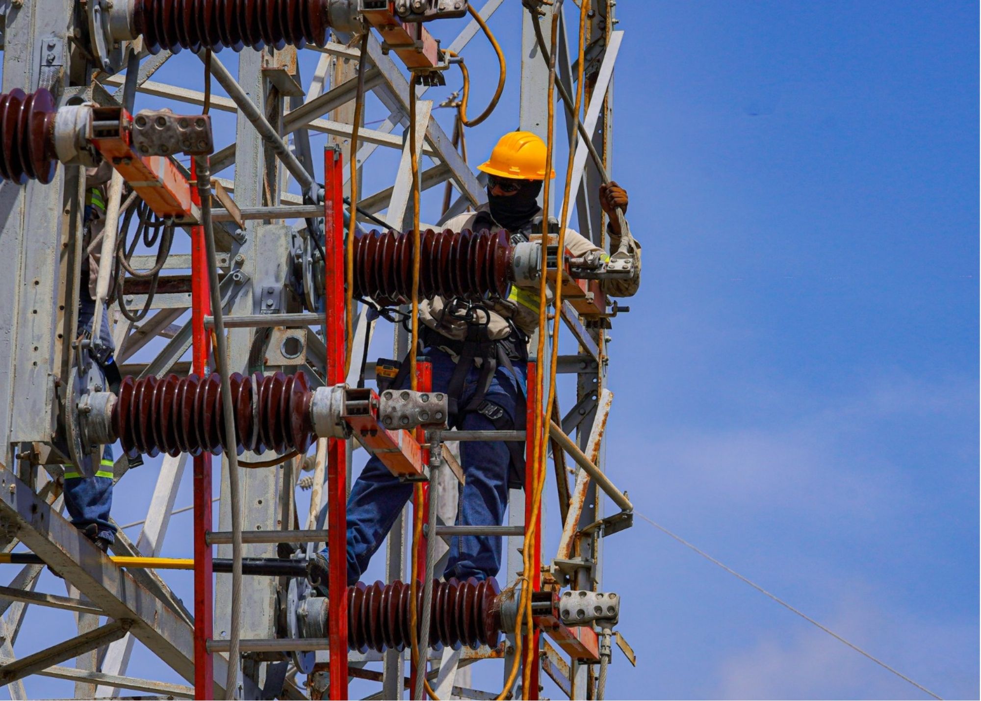 ETED avanza en la renovación de infraestructuras estratégicas de transmisión eléctrica